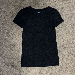 GAP cheetah print t-shirt
